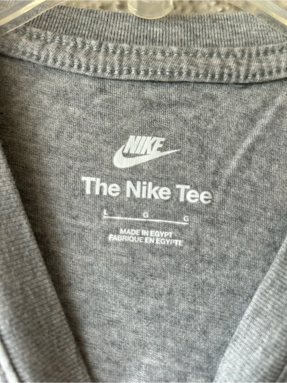 Nike Gray Short Sleeve Crew Tee with small Logo boys large like new